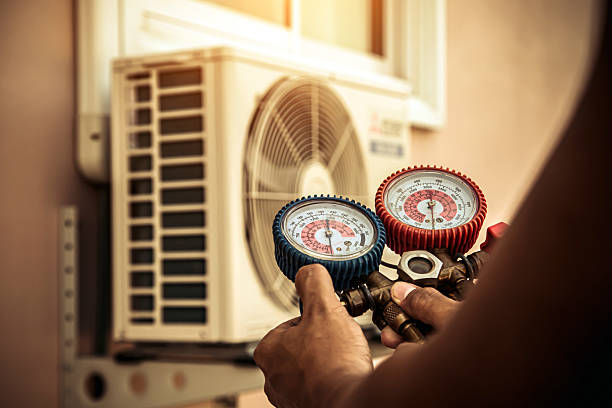 Professional Hvac technician working in Norwood, NC